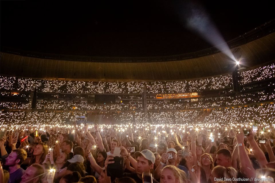 Crowd by David Ooshuizen hbls